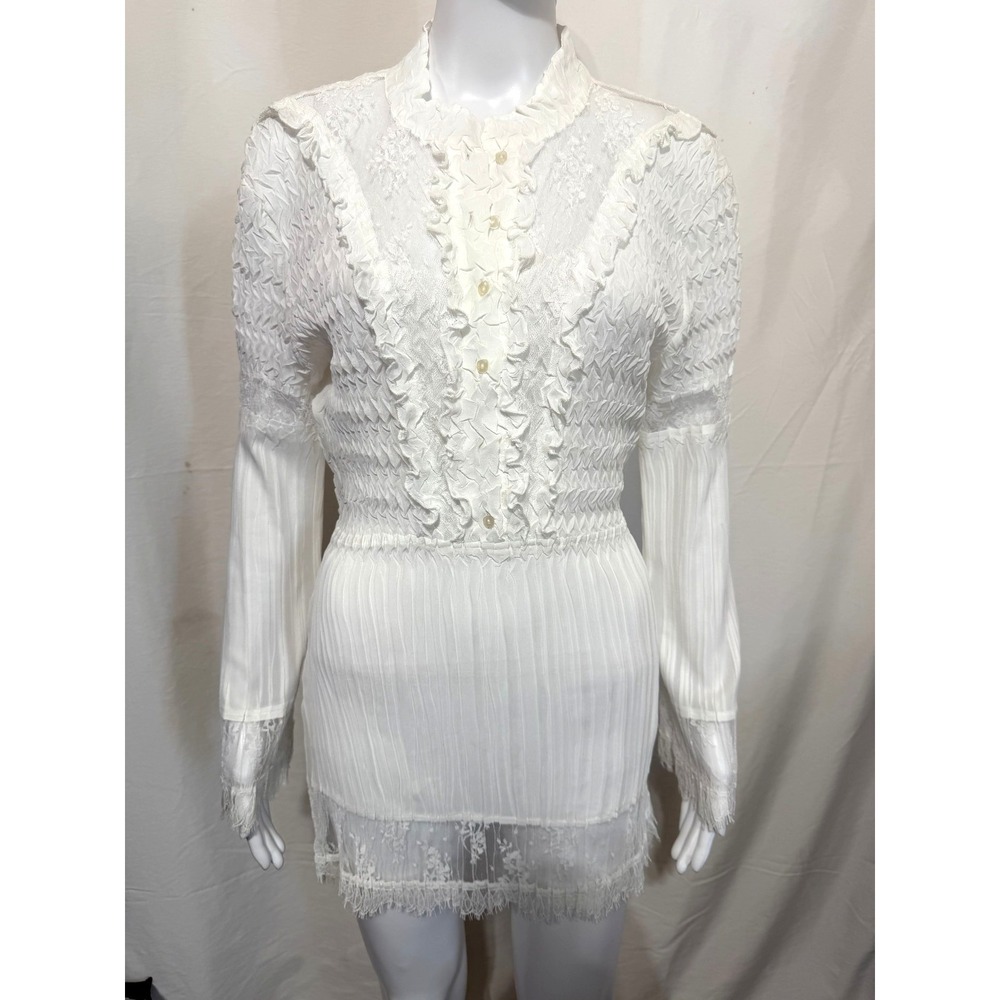 Vintage Y2K Cache Women's Size Medium White Crinkled Long Sleeve Lace Tunic Top